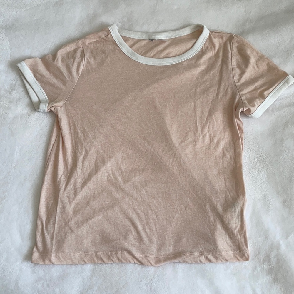 H&M tee !!